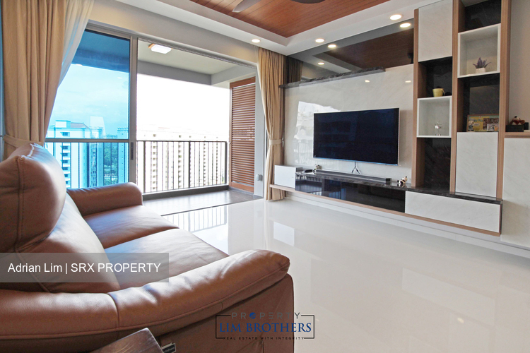 Q Bay Residences thumbnail photo